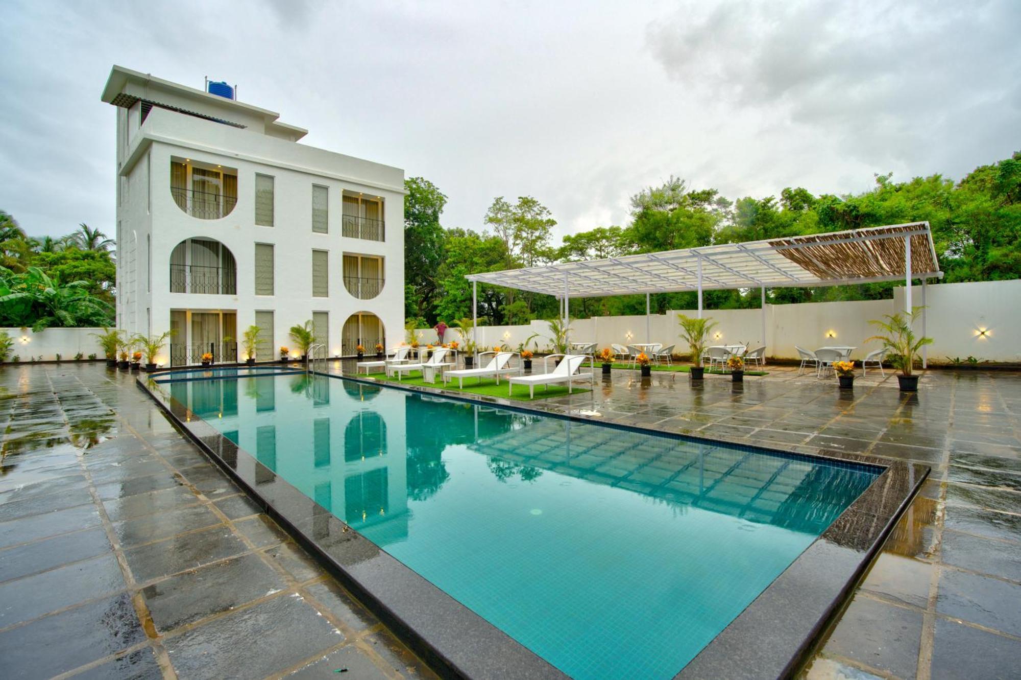 Goa Courtyard By The Porto Arpora Ξενοδοχείο Baga Εξωτερικό φωτογραφία