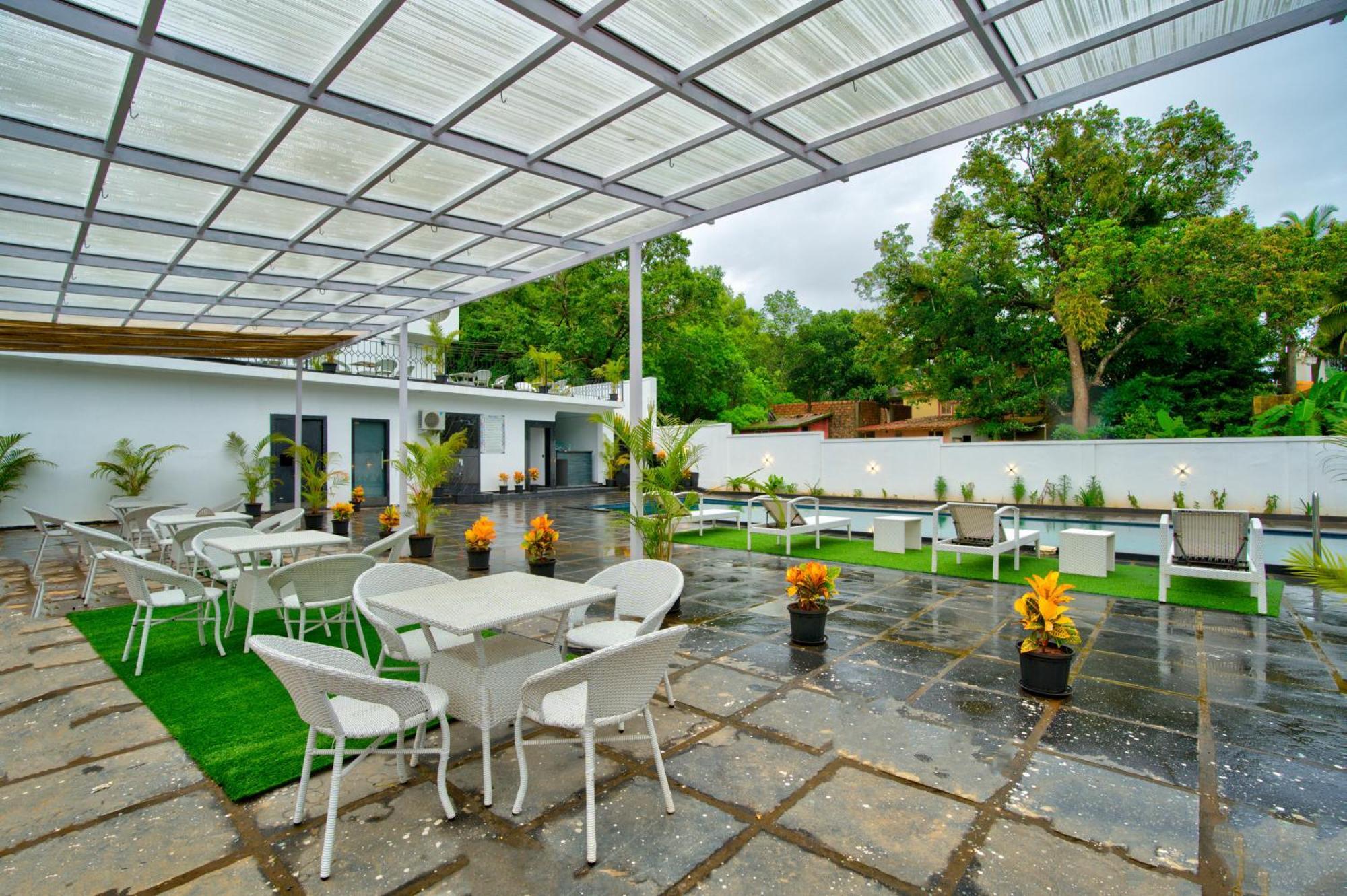 Goa Courtyard By The Porto Arpora Ξενοδοχείο Baga Εξωτερικό φωτογραφία