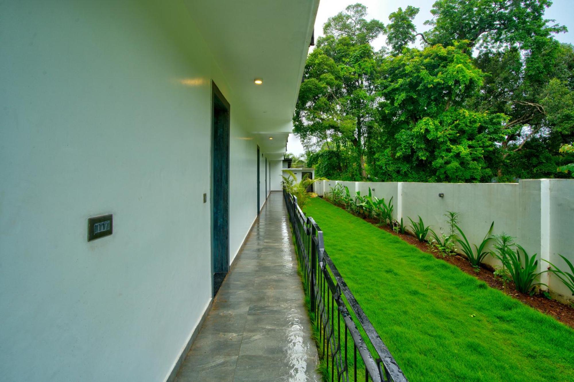 Goa Courtyard By The Porto Arpora Ξενοδοχείο Baga Εξωτερικό φωτογραφία