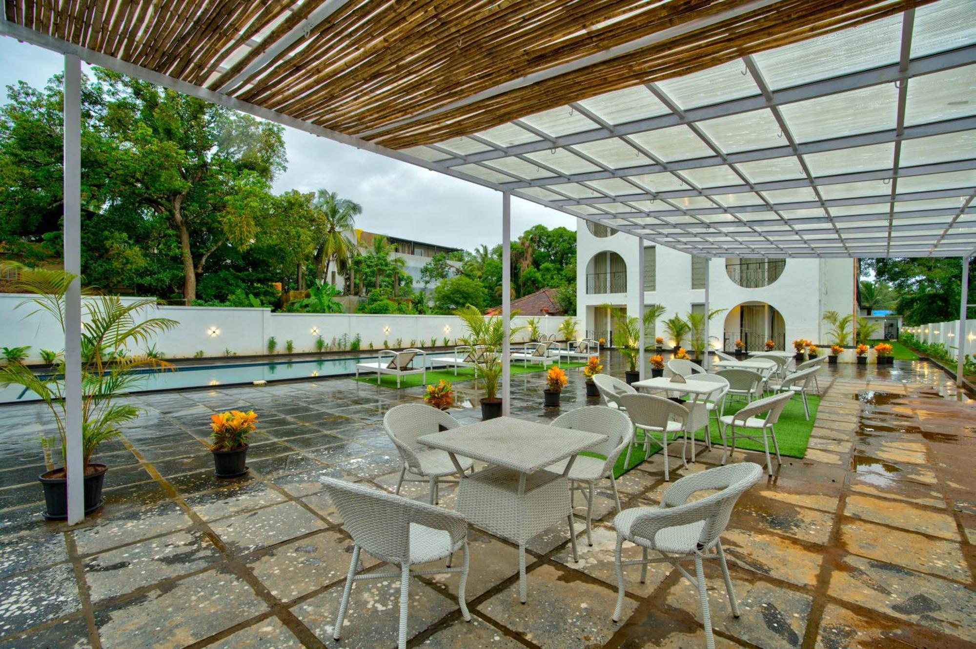 Goa Courtyard By The Porto Arpora Ξενοδοχείο Baga Εξωτερικό φωτογραφία